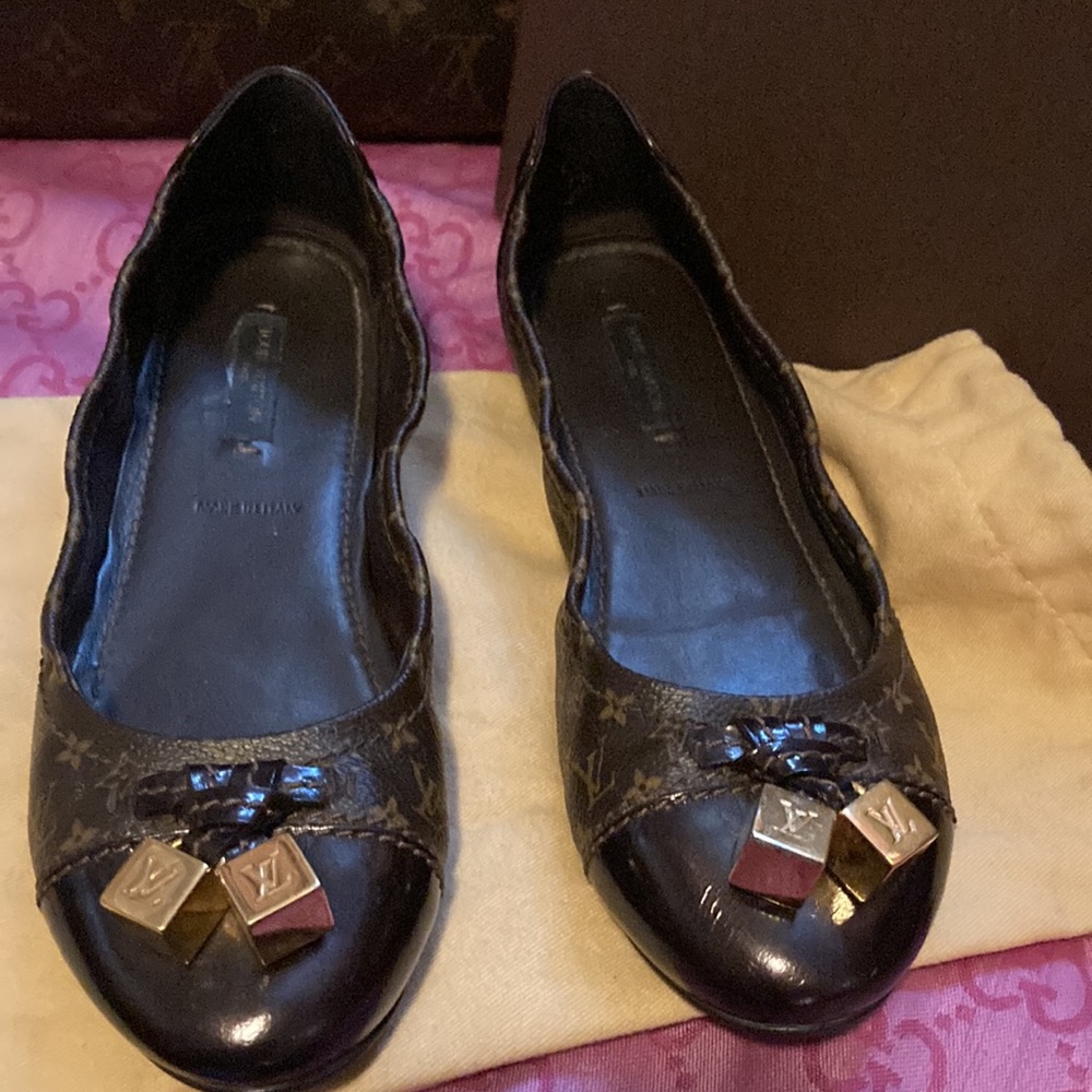 Louis Vuitton Ballerina flats🌹 - Picture 2 of 13